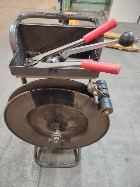 1 Used Banding Cart with Tools, Working Condition