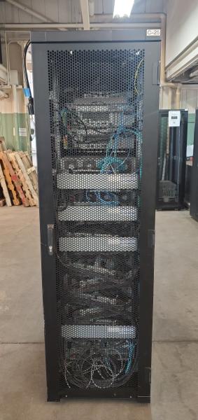 Hitachi Server Cabinet- 23"x48",  Contains 8 Hitachi HU-SVM, 1 Legrand 41739-01. No Keys. - Image 2