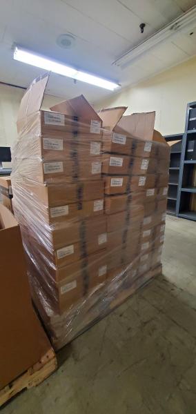 Pallet of 50 Used Havis DS-PAN-721 and 701 Mobile Docks.  20 Power Supplies Included. - Image 3