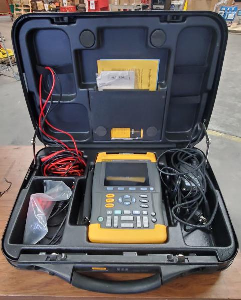 Fluke 196 Series ScopeMeter.  - Image 1