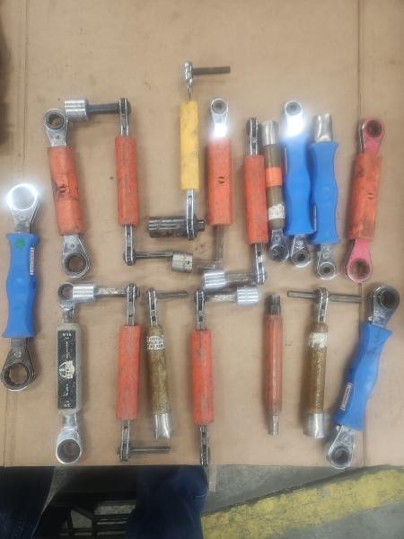 Lot of 17 Used Ratchet/Wrenches