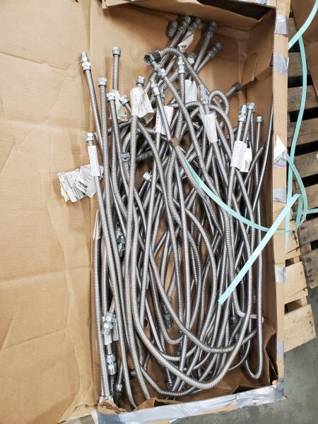 Lot of 20 Flexible Gas Lines, 45"