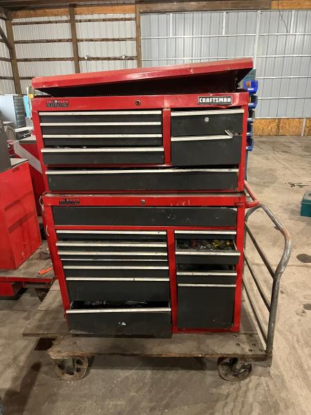 Craftsman Tool Chest on Cart with Tools / Broken drawers