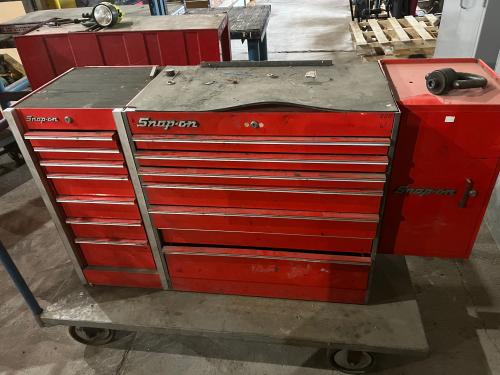 Snap-on Rolling Cart, Tools Included