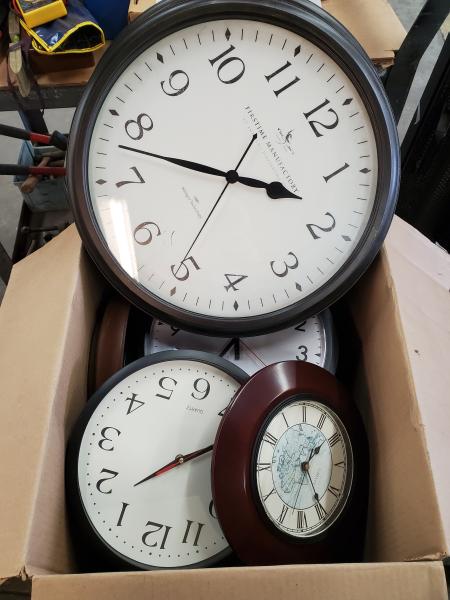 Lot of 21 Used Wall Clocks, Battery Operated.