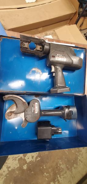 Lot of 2 Used Huskie Tools. Robo-Cut REC-54 and Robo-Crimp REC-358U.