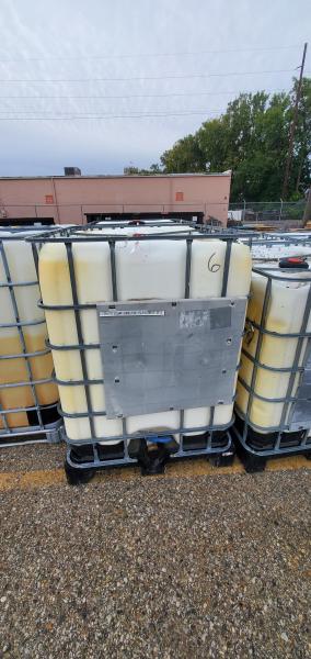 Lot of 1 USED 330 Gallon IBC Tote / Fluid Container #6- Previously Contained NON-PBC Transformer Oil(Mineral Oil).