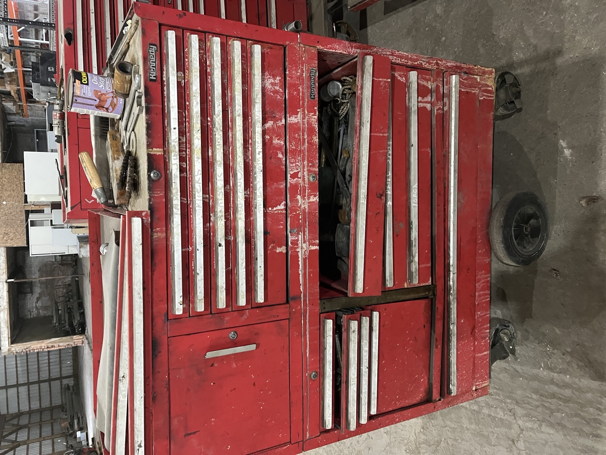 Kennedy Rolling Tool Chest With Tools   Broken Drawers